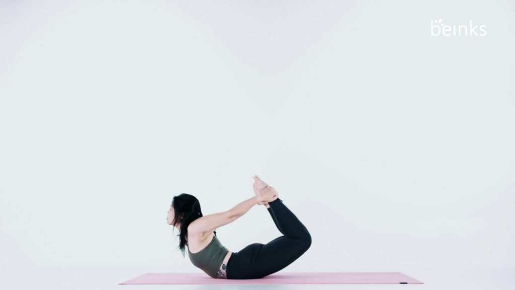 beinks – bow pose