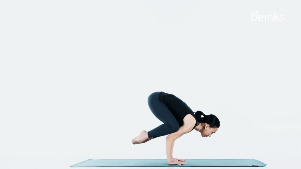 beinks – crow pose