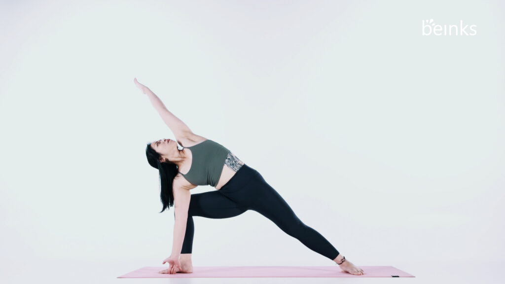 beinks – extended side angle pose
