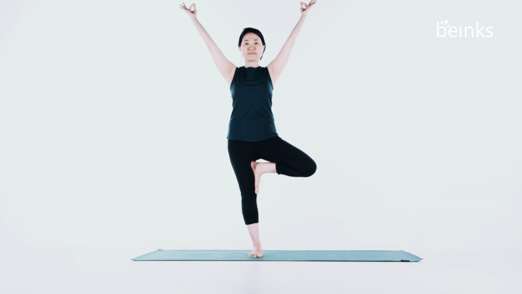 beinks – tree pose